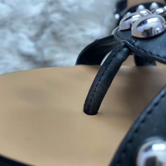 Sole Society Emmalyn Stud Thong Sandals Slides - Picture 8 of 16